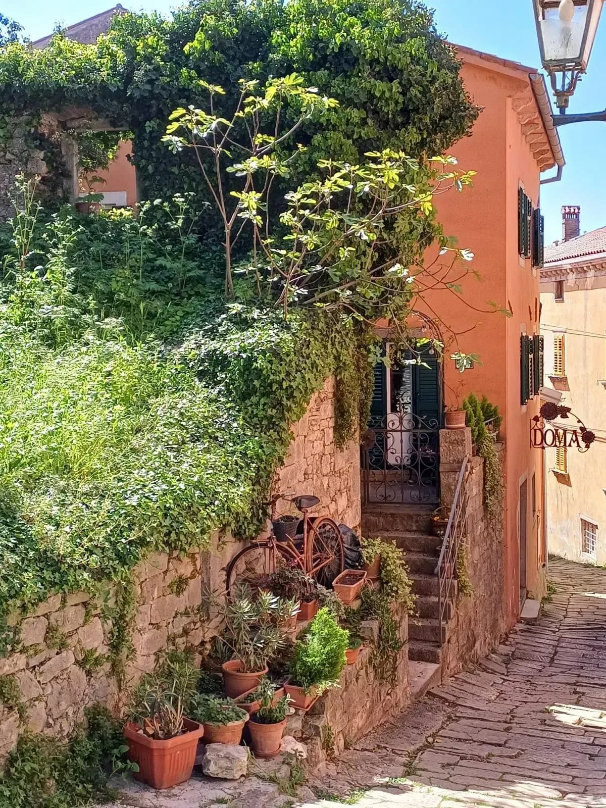 Yoga-Retreat für Frauen in gemütlicher Villa in Kroatien buchen